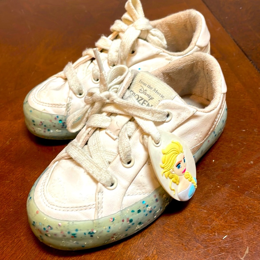 Zara Frozen sneaker size 27